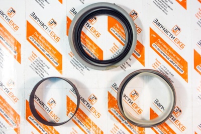 4024883 Сальник коленвала передний Cummins QSL9, L, 6CT ﻿Взаимозаменяемые номера: 3908141